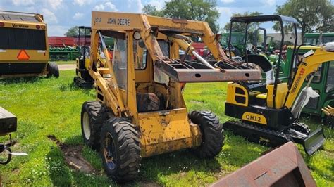 1977 John Deere 675B Skid Steer Loader 950CCA Road 